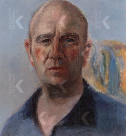 schouderstuk, frontaal, kalend, open blauw shirt, blauwfond